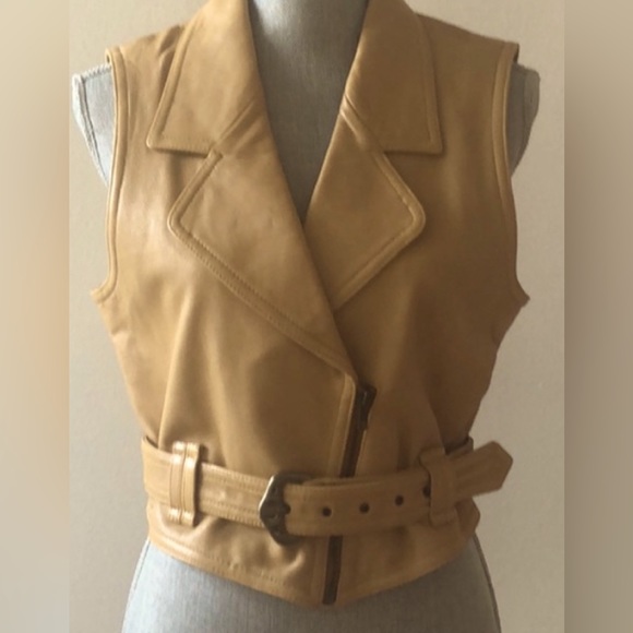 Vintage Italian leather vest in camel tan - Picture 2 of 7